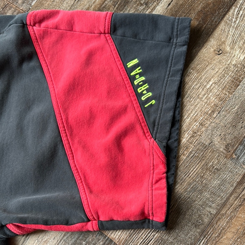 Men's Black and Red Jordan Athletic Shorts - Picture 3 of 6